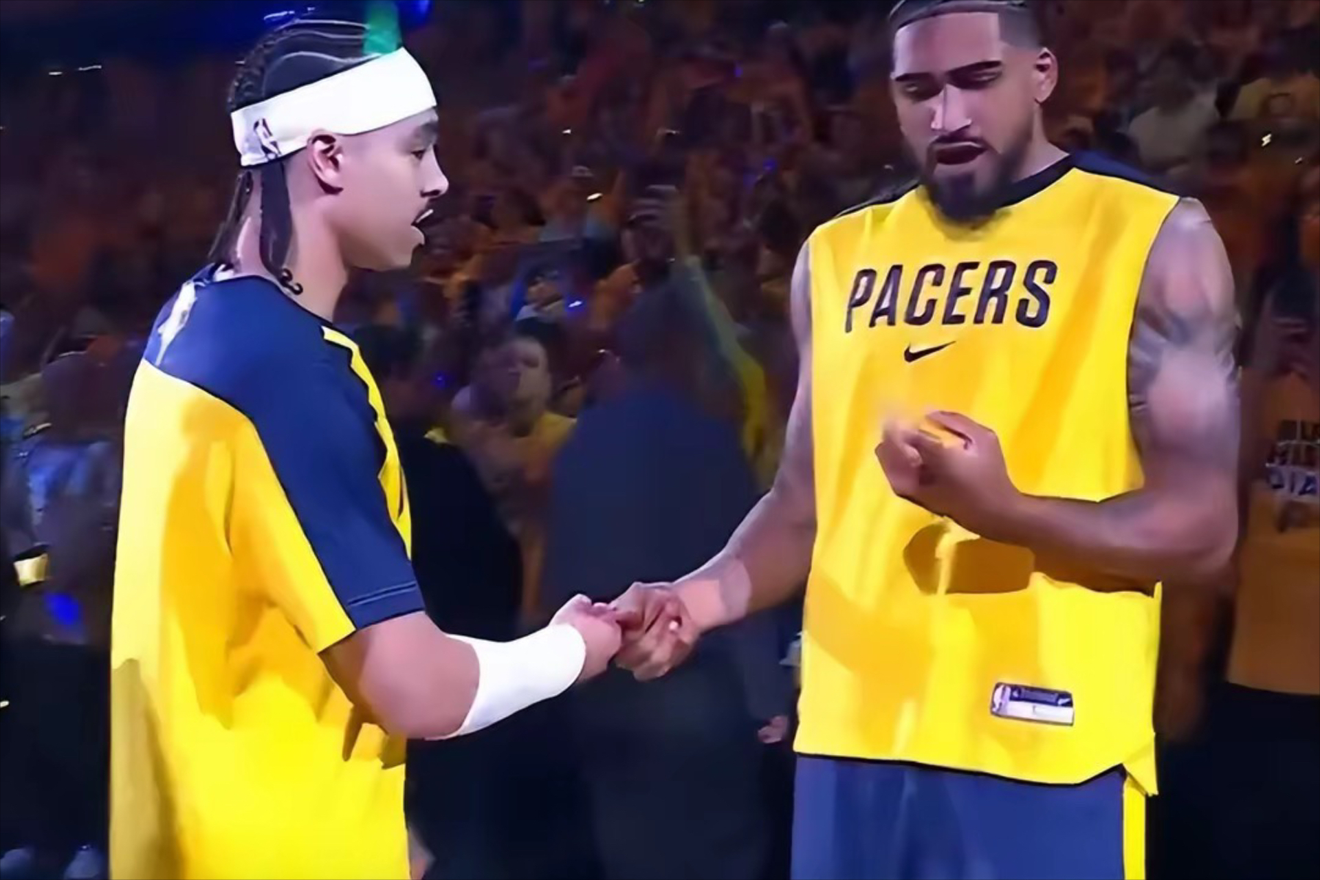 对手球队总经理表扬进攻组合